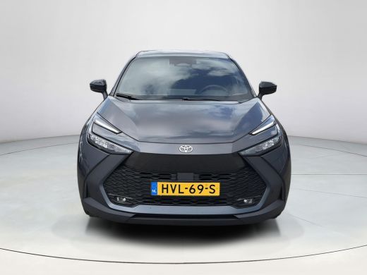 Toyota C-HR 2.0 Plug-in Hybrid 220 Dynamic ActivLease financial lease