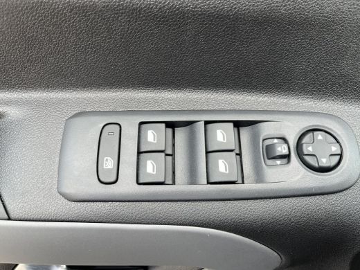 Toyota ProAce 1.2 Turbo Dynamic Long 7p. | All-in prijs |  Automaat | Trekhaak | 7-Persoons | Navigatie ActivLease financial lease