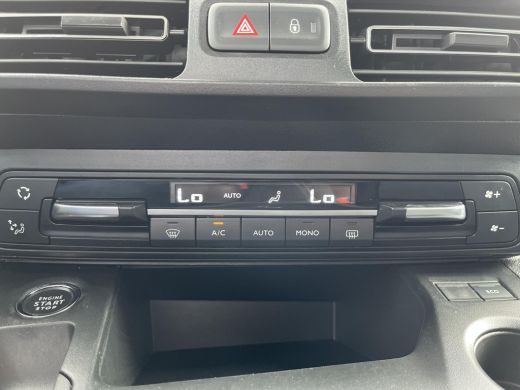 Toyota ProAce 1.2 Turbo Dynamic Long 7p. | All-in prijs |  Automaat | Trekhaak | 7-Persoons | Navigatie ActivLease financial lease