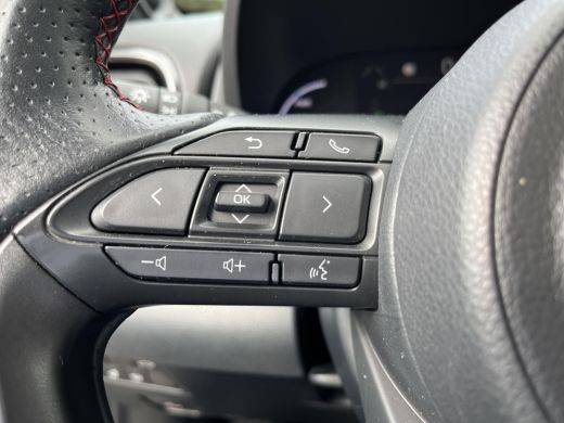 Toyota Yaris Cross 1.5 Hybrid GR Sport | All-in prijs | Automaat | Stoelverwarming | Stuurverwarming ActivLease financial lease