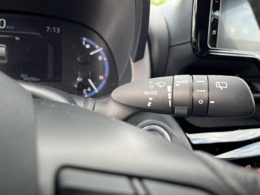 Toyota Yaris Cross 1.5 Hybrid GR Sport | All-in prijs | Automaat | Stoelverwarming | Stuurverwarming ActivLease financial lease