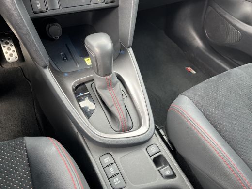 Toyota Yaris Cross 1.5 Hybrid GR Sport | All-in prijs | Automaat | Stoelverwarming | Stuurverwarming ActivLease financial lease