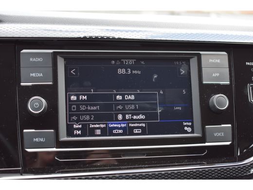 Volkswagen Polo 1.0 TSI 95PK Life | ADAPT. CRUISE | APP. CONNECT FULL LED | AIRCO | DAB+ ActivLease financial lease