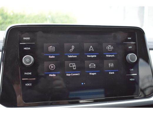 Volkswagen T-Roc 1.0 116PK TSI Life Edition | ACC | Apple Carplay & Android Auto | PDC V+A | VERLENGDE GARANTIE! ActivLease financial lease