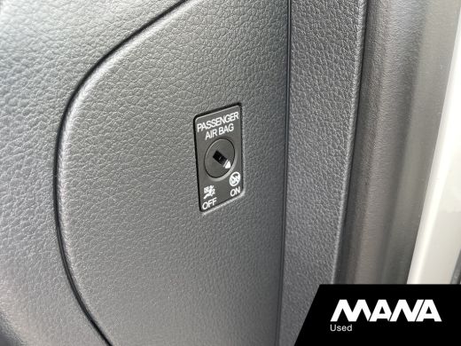 Volkswagen Transporter 2.0 TDI L2H1 102PK Carplay Trekhaak Imperiaal Cruise control ActivLease financial lease