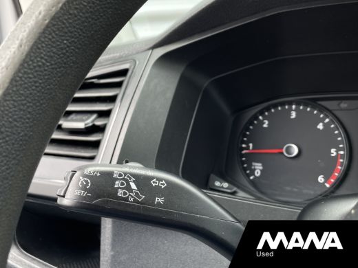 Volkswagen Transporter 2.0 TDI L2H1 102PK Carplay Trekhaak Imperiaal Cruise control ActivLease financial lease