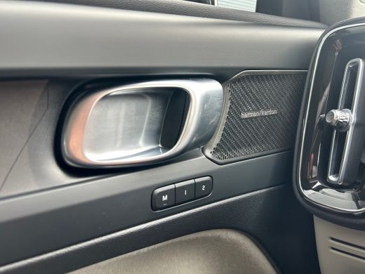 Volvo  XC40 1.5 T4 Plug-in hybrid Plus Dark | Harman/Kardon | Camera | Memory | Cruise Control | Stoel & stuu... ActivLease financial lease