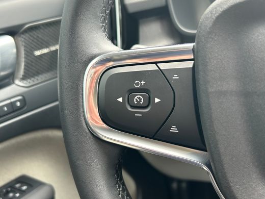 Volvo  XC40 1.5 T4 Plug-in hybrid Plus Dark | Harman/Kardon | Camera | Memory | Cruise Control | Stoel & stuu... ActivLease financial lease