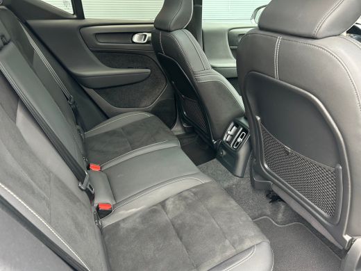 Volvo  XC40 1.5 T4 Plug-in hybrid Ultimate Dark | Pano | Memory | Harman/Kardon | Pilot Assist | Stoel & stuu... ActivLease financial lease