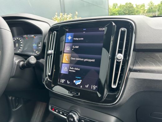 Volvo  XC40 1.5 T4 Plug-in hybrid Ultimate Dark | Pano | Memory | Harman/Kardon | Pilot Assist | Stoel & stuu... ActivLease financial lease