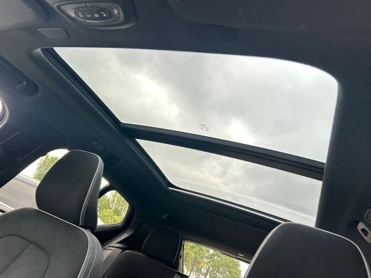 Volvo  XC40 1.5 T4 Plug-in hybrid Ultimate Dark | Pano | Memory | Harman/Kardon | Pilot Assist | Stoel & stuu... ActivLease financial lease