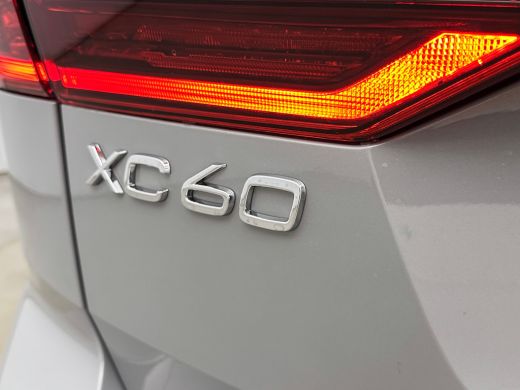 Volvo  XC60 T8 Recharge Ultra Dark Executive | 22" | Getint & Gelamineerd Glas | Alarmklasse 3 | Black Editio... ActivLease financial lease