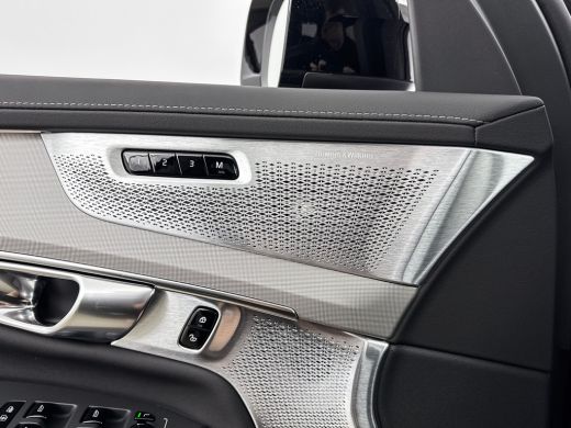 Volvo  XC90 T8 Recharge Ultra Dark Excecutive | 22" | Gelaagd & Getint Glas | Alumium Inleg | Zwarte hemel | ... ActivLease financial lease