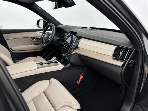 Volvo  XC90 T8 Recharge Ultra Dark Excecutive Edition | 22" | Gelaagd & Getint Glas | Geintegreerd kinderzitj... ActivLease financial lease