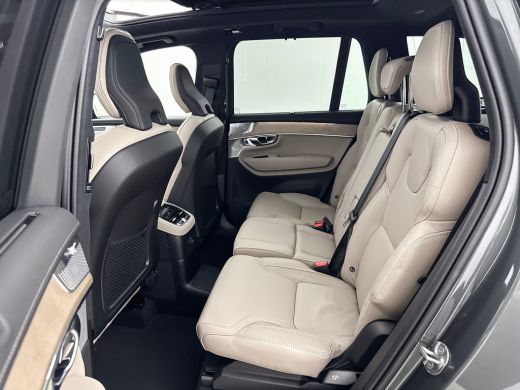 Volvo  XC90 T8 Recharge Ultra Dark Excecutive Edition | 22" | Gelaagd & Getint Glas | Geintegreerd kinderzitj... ActivLease financial lease