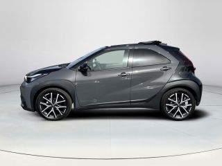 Toyota Aygo Hybrid 115 GR Sport Cabrio pakket | Parkeersensoren | Apple CarPlay/Android auto | Stoelverwarming