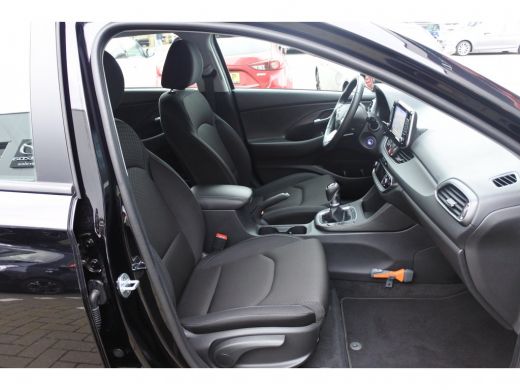 Hyundai i30 Wagon 1.0 T-GDI Comfort Navigatie | Airco | LED | Achteruitrijcamera | Parkeersensoren | 16 Inch ActivLease financial lease