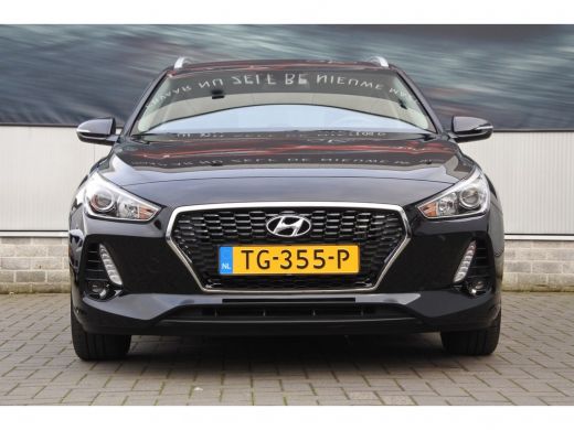 Hyundai i30 Wagon 1.0 T-GDI Comfort Navigatie | Airco | LED | Achteruitrijcamera | Parkeersensoren | 16 Inch ActivLease financial lease
