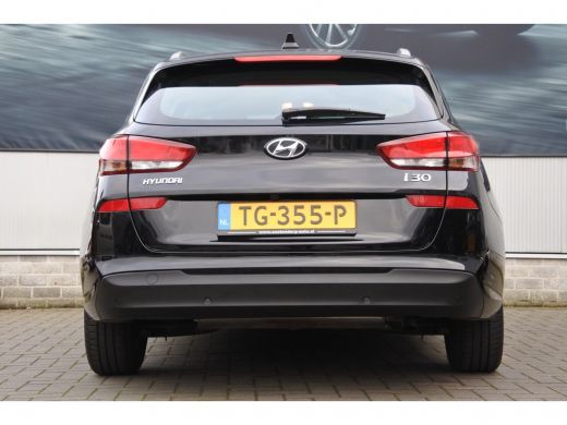 Hyundai i30 Wagon 1.0 T-GDI Comfort Navigatie | Airco | LED | Achteruitrijcamera | Parkeersensoren | 16 Inch ActivLease financial lease