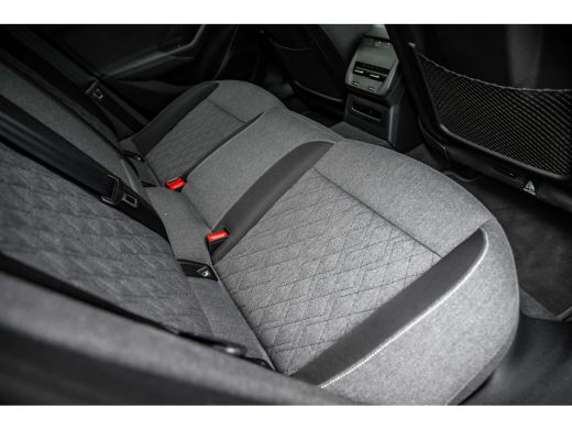 Audi A5 Avant 2.0 e-hybrid quattro S edition | Panoramadak | Camera ActivLease financial lease