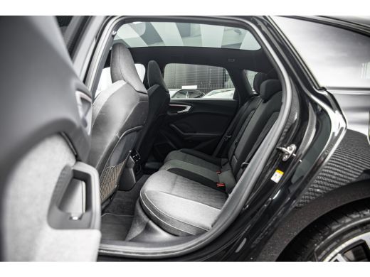 Audi A5 Avant 2.0 e-hybrid quattro S edition | Panoramadak | Camera ActivLease financial lease