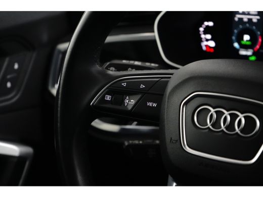 Audi Q3 45 245PK S-Tronic TFSI e | PDC V+A | App connect | Lederen stoelen zwart | Stoelverwarming voor ActivLease financial lease