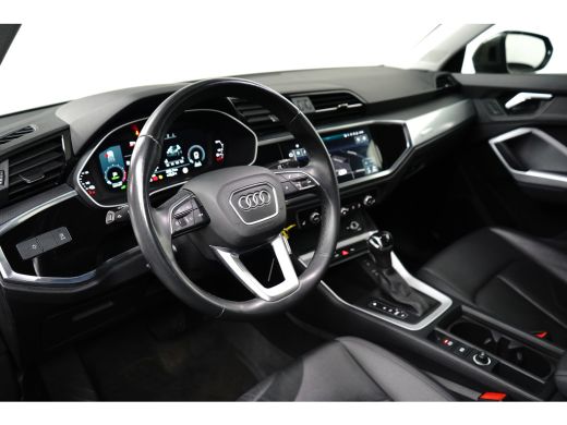 Audi Q3 45 245PK S-Tronic TFSI e | PDC V+A | App connect | Lederen stoelen zwart | Stoelverwarming voor ActivLease financial lease