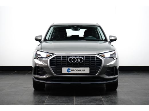 Audi Q3 45 245PK S-Tronic TFSI e | PDC V+A | App connect | Lederen stoelen zwart | Stoelverwarming voor ActivLease financial lease