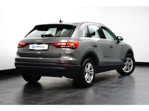 Audi Q3 45 245PK S-Tronic TFSI e | PDC V+A | App connect | Lederen stoelen zwart | Stoelverwarming voor ActivLease financial lease