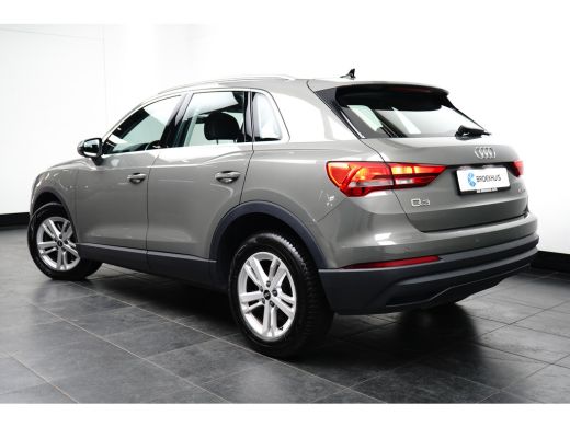 Audi Q3 45 245PK S-Tronic TFSI e | PDC V+A | App connect | Lederen stoelen zwart | Stoelverwarming voor ActivLease financial lease