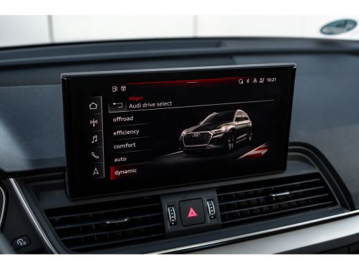 Audi Q5 55 TFSI e S edition Competition 367PK | Panorama Dak | Ledere Bekleding | Head-Up Display | 360 C... ActivLease financial lease
