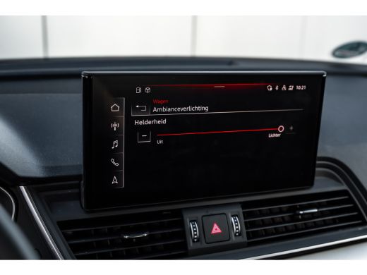 Audi Q5 55 TFSI e S edition Competition 367PK | Panorama Dak | Ledere Bekleding | Head-Up Display | 360 C... ActivLease financial lease