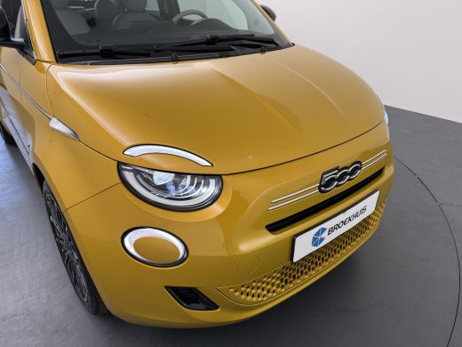 Fiat 500 1.0 Hybrid La Prima | Achteruitrijcamera | Airco (automatisch) | Apple Carplay/Android Auto|telef... ActivLease financial lease