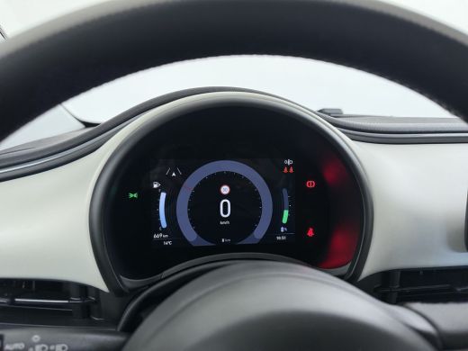 Fiat 500 1.0 Hybrid La Prima | Achteruitrijcamera | Airco (automatisch) | Apple Carplay/Android Auto|telef... ActivLease financial lease