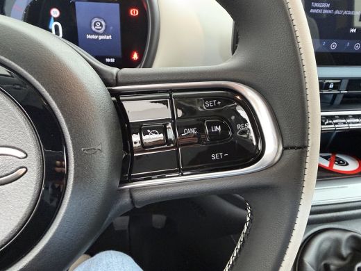 Fiat 500 1.0 Hybrid La Prima | Achteruitrijcamera | Airco (automatisch) | Apple Carplay/Android Auto|telef... ActivLease financial lease