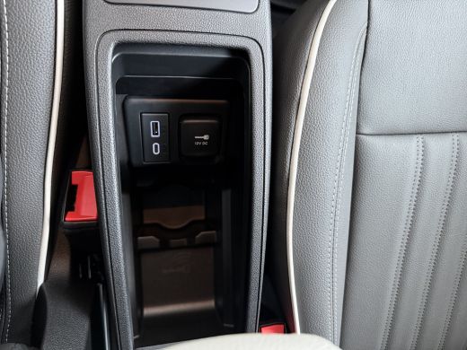 Fiat 500 1.0 Hybrid La Prima | Achteruitrijcamera | Airco (automatisch) | Apple Carplay/Android Auto|telef... ActivLease financial lease