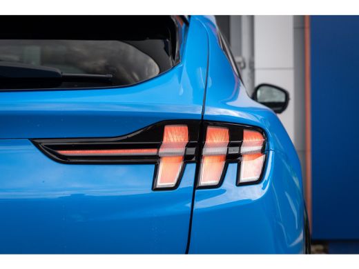 Ford Mustang Mach-E Mach-E Extended RWD 98 kWh | B&O audio | Cruise adaptief | 360 camera | Leder | Apple Carplay/And... ActivLease financial lease