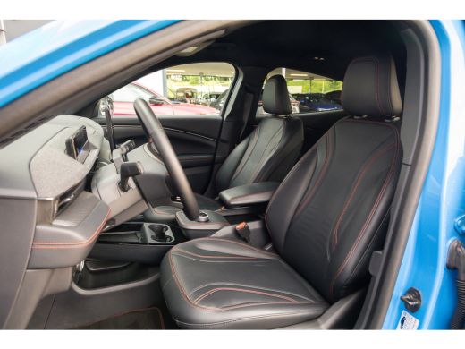 Ford Mustang Mach-E Mach-E Extended RWD 98 kWh | B&O audio | Cruise adaptief | 360 camera | Leder | Apple Carplay/And... ActivLease financial lease