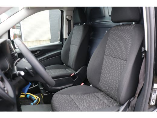 Mercedes-Benz eVito Extra Lang 66 kWh Imperiaal Airco Navigatie ActivLease financial lease