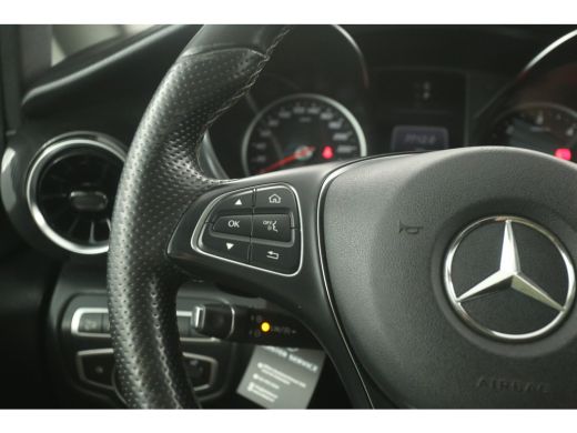 Mercedes-Benz V-Klasse 220d 4-MATIC Lang 164PK | Aut. | Dubbele Cabine | Clima | Cruise | Camera | Navi | Trekhaak | 2xS... ActivLease financial lease