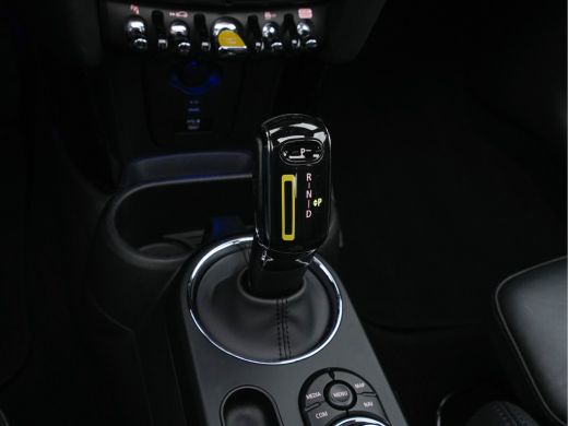 Mini Electric Yours 33 kWh [ 3-Fase-11kW ] {SoH-97%} (INCL-BTW) Aut. *HEATPUMP | PANO | LEATHER | DIGI-COCKPIT ... ActivLease financial lease