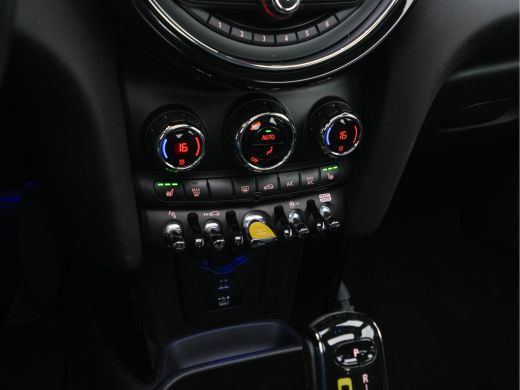Mini Electric Yours 33 kWh [ 3-Fase-11kW ] {SoH-97%} (INCL-BTW) Aut. *HEATPUMP | PANO | LEATHER | DIGI-COCKPIT ... ActivLease financial lease