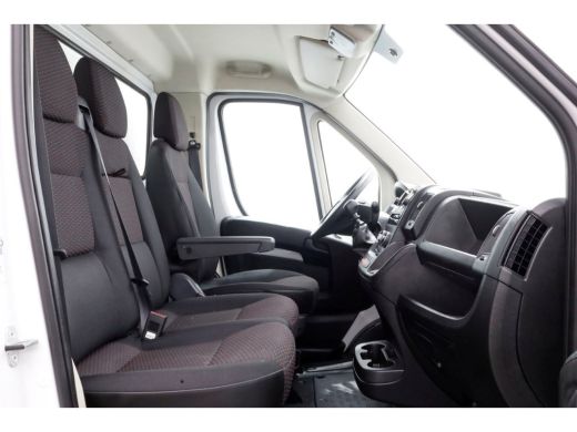 Opel Movano 2.2D 140pk Bakwagen met laadklep 1.060kg laadvermogen 06-2024 ActivLease financial lease