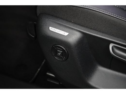 Volkswagen Tiguan 1.5 TSI eHybrid 150 kW Elegance | Panoramadak | Camera | Apple Carplay | ActivLease financial lease