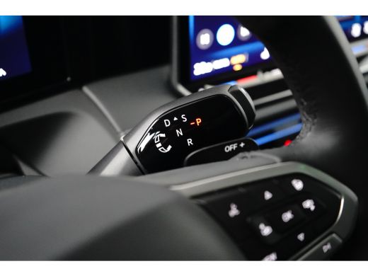 Volkswagen Tiguan 1.5 TSI eHybrid 150 kW Elegance | Panoramadak | Camera | Apple Carplay | ActivLease financial lease