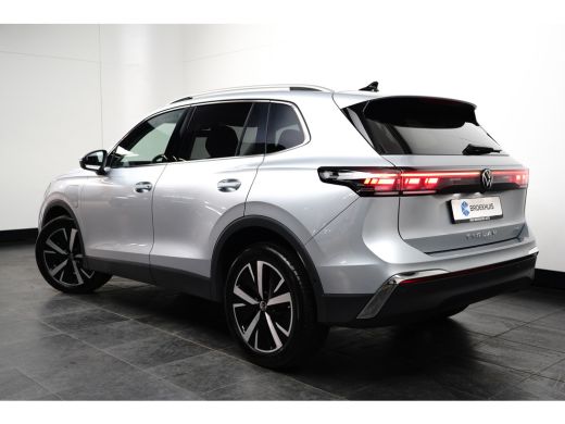 Volkswagen Tiguan 1.5 TSI eHybrid 150 kW Elegance | Panoramadak | Camera | Apple Carplay | ActivLease financial lease