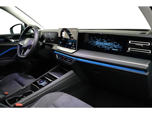 Volkswagen Tiguan 1.5 TSI eHybrid 150 kW Elegance | Panoramadak | Camera | Apple Carplay | ActivLease financial lease