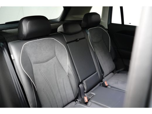 Volkswagen Tiguan 1.5 TSI eHybrid 150 kW Elegance | Panoramadak | Camera | Apple Carplay | ActivLease financial lease