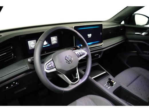 Volkswagen Tiguan 1.5 TSI eHybrid 204PK Life | Trekhaak | Camera | ActivLease financial lease