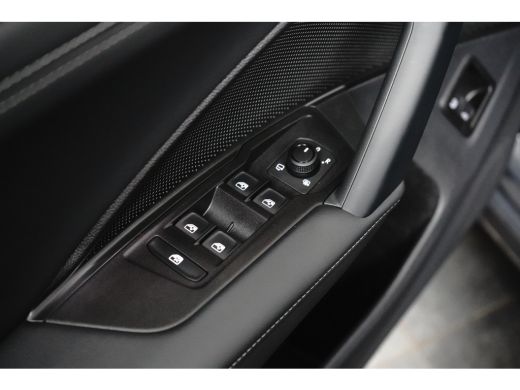 Volkswagen Tiguan 1.5 TSI eHybrid 204PK Life | Trekhaak | Camera | ActivLease financial lease